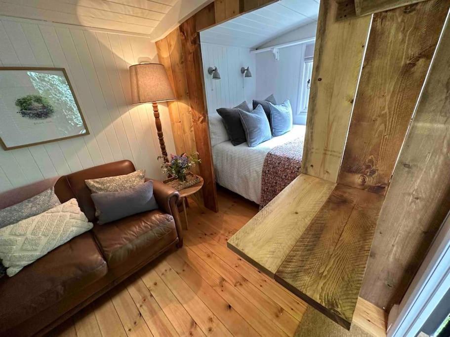 Cornwall Woodland Shepherd'S Hut Deirdres Hut โบดมิน ภายนอก รูปภาพ